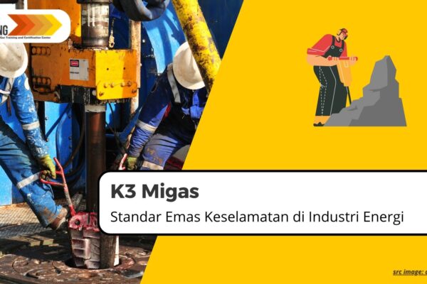 Pekerja migas menggunakan perlengkapan keselamatan K3 di lokasi pengeboran