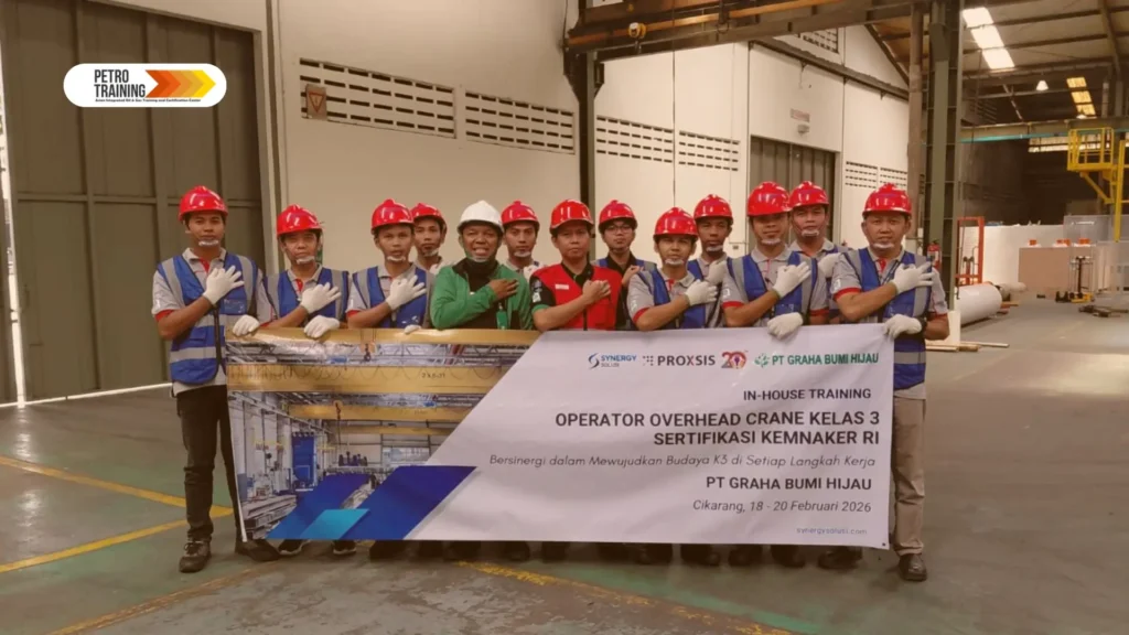Pelatihan operator overhead crane PT Graha Bumi Hijau