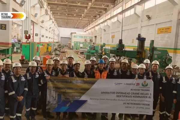 Perseta dari PT Petrokimia Gresik menyelenggarakan Pelatihan Operator Overhead Crane Kelas 3